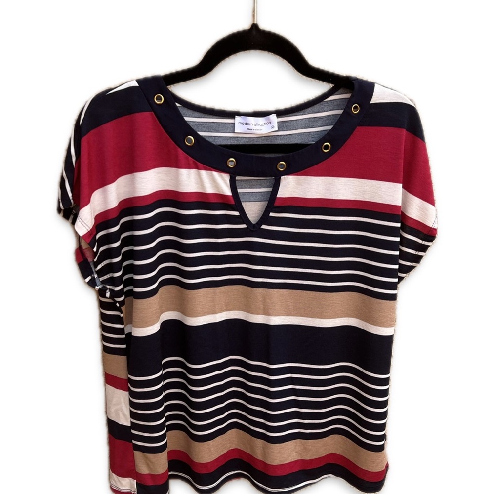 Modern Attraction Stylish Color Block Blouse with Grommet Detailing Size Medium